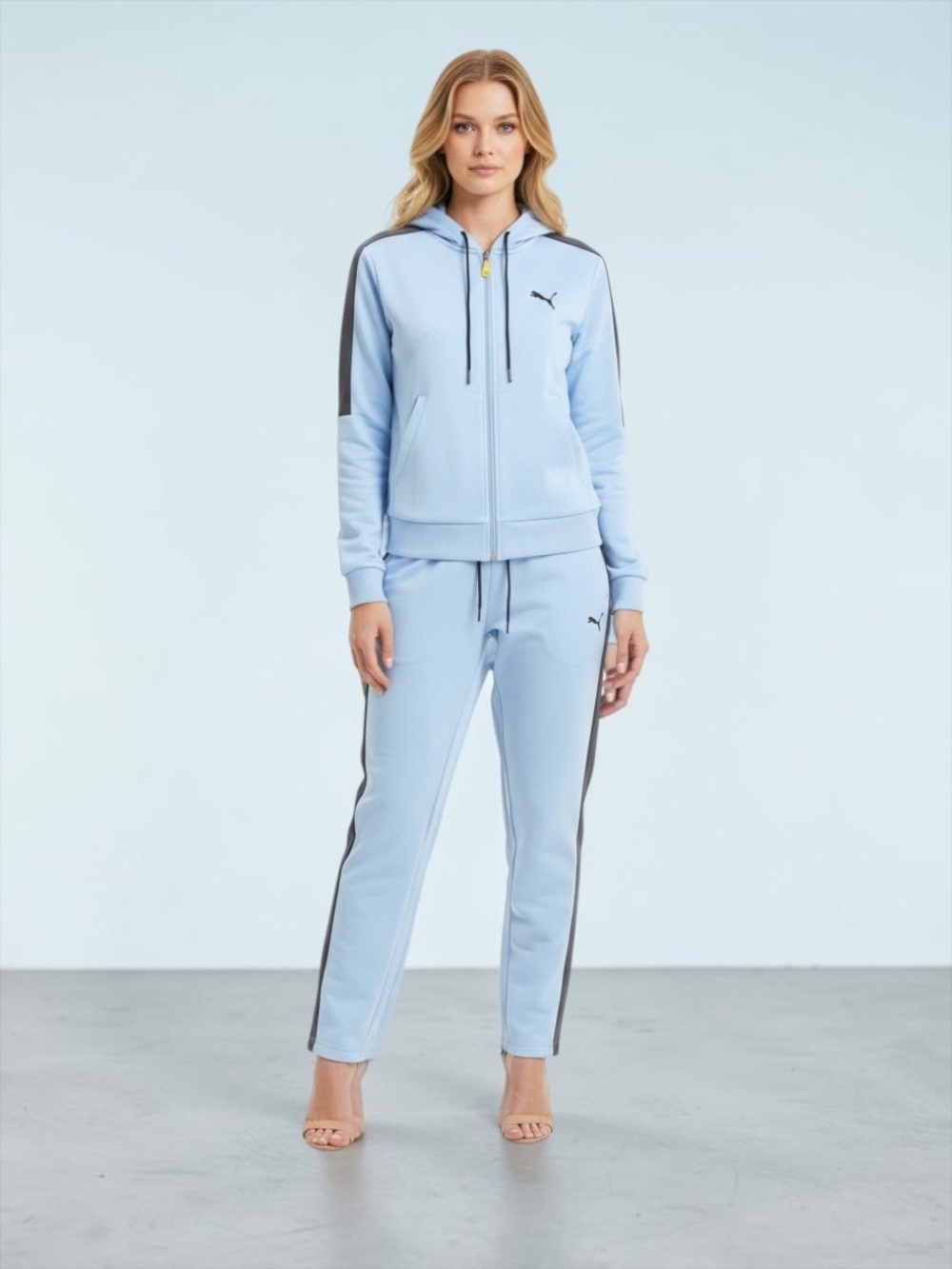 Puma Women’s 3-Piece Track & T-Shirt Set |
Blue/Black | Warmup: M | T-Shirt: L